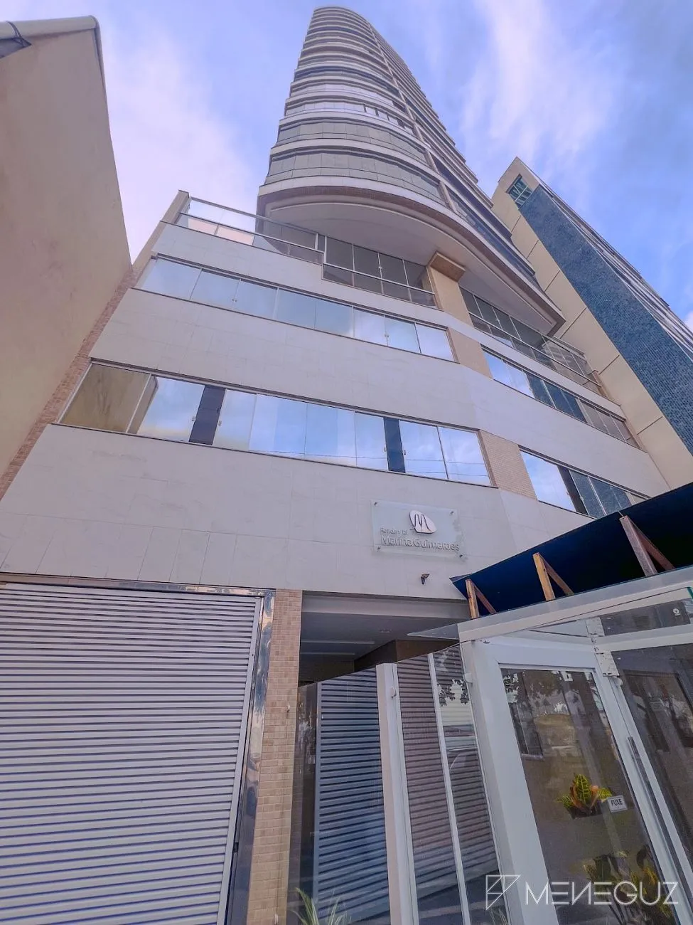 Imagem Apartamento 4 suítes no centro de Guarapari, de frente para o mar da Praia das Castanheiras