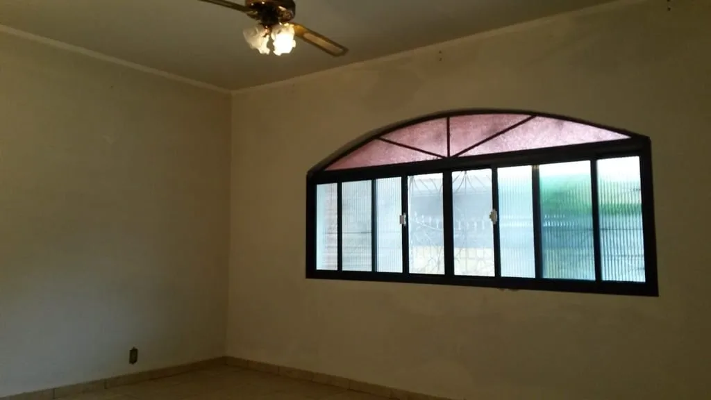 Foto do imóvel Comercial à venda 4 Quartos, 1 Suite, 9 Vagas, 265.5M², Ponte Alta, Aparecida - SP