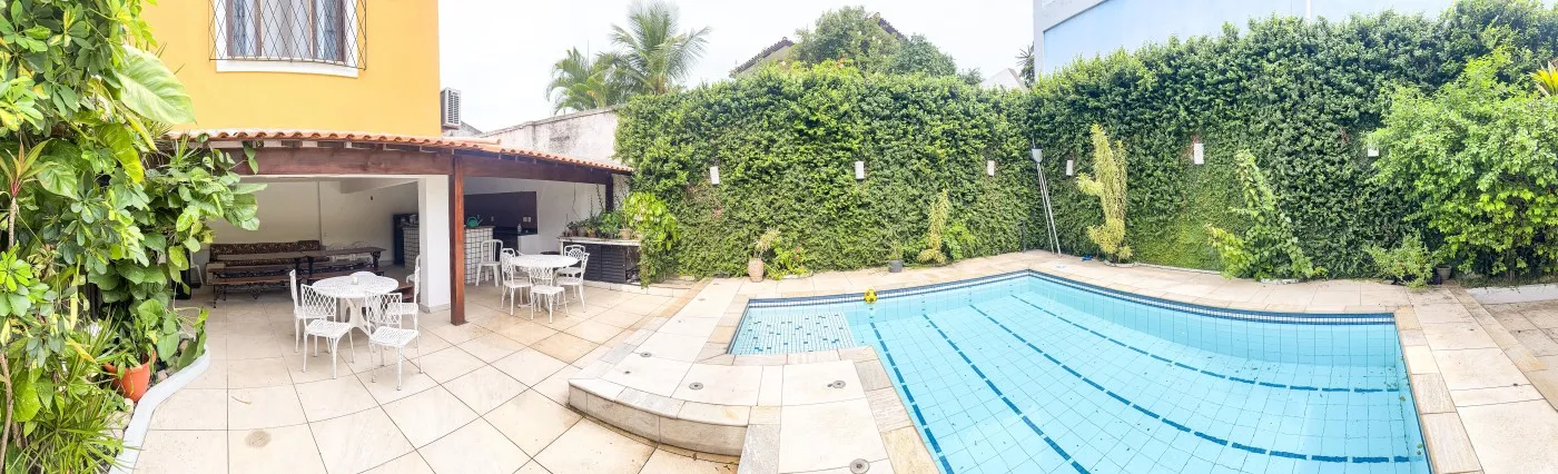 Foto do imóvel Casa para Venda em Rio de Janeiro, Barra da Tijuca, 6 dormitórios, 3 suítes, 4 banheiros, 4 vagas