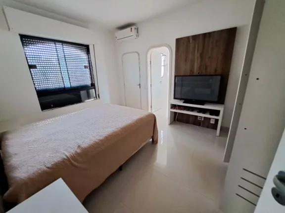 Imagem APARTAMENTO AMPLO A BEIRA MAR COM LINDA VISTA