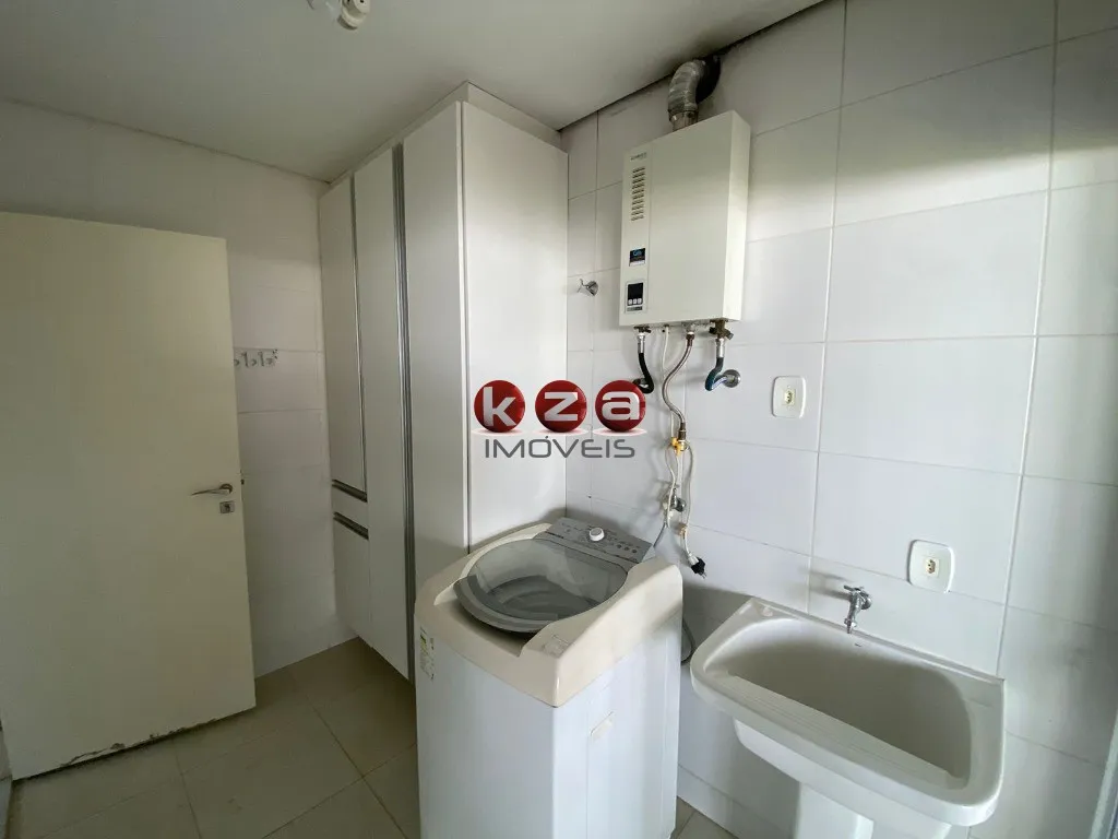 Imagem Imperdível Casa de Luxo a venda no Condomínio Villagio Capriccio em Louveira- 3 Suítes, 3 Salas, 5 Banheiros, 4 Vagas e piscina - 277m².