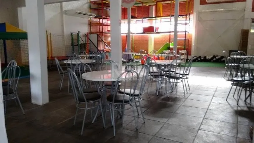 Imagem Predio para Venda - 244.51m², 0 dormitórios, 4 vagas - Partenon