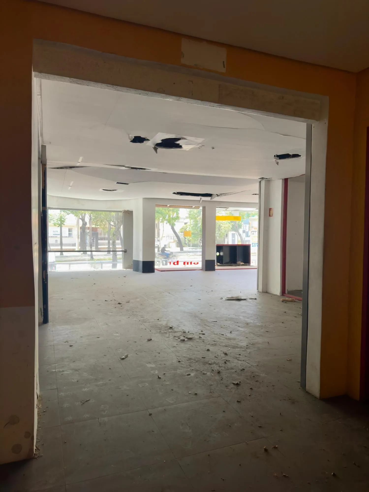 Imagem OPORTUNIDADE PARA INVESTIDORES - TERRENO DE ESQUINA NA DOM PEDRO II