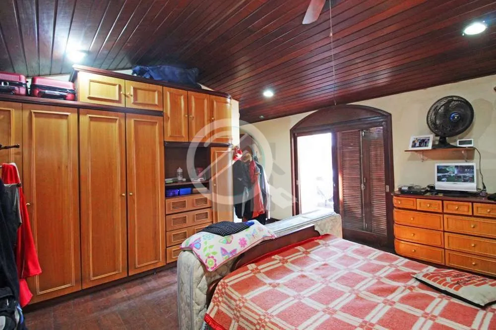 Imagem Você procura uma casa com estilo, próprio para o conforto e bem estar da sua família? Essa bela r...