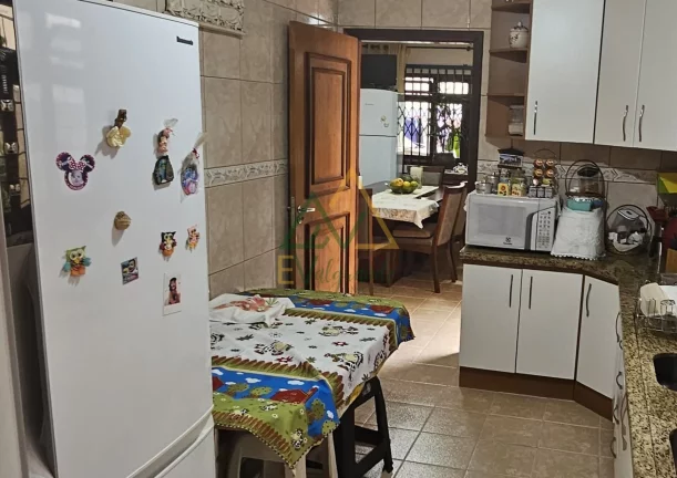 Imagem Casa Padrão Térrea com Terreno