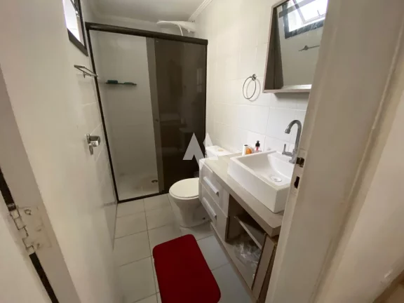 Imagem Apartamento 2 dormitórios, com vaga e lazer no prédio.Quadra da praia do Itararé, São Vicente/SP