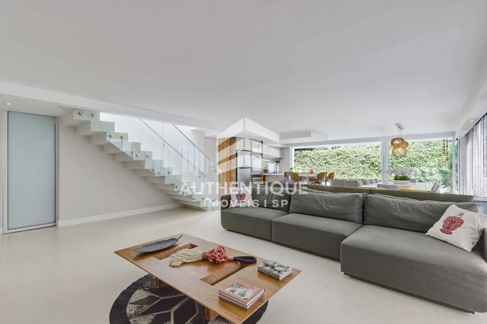 Imagem Casa Alto Padrão no bairro Jardim Marajoara à venda