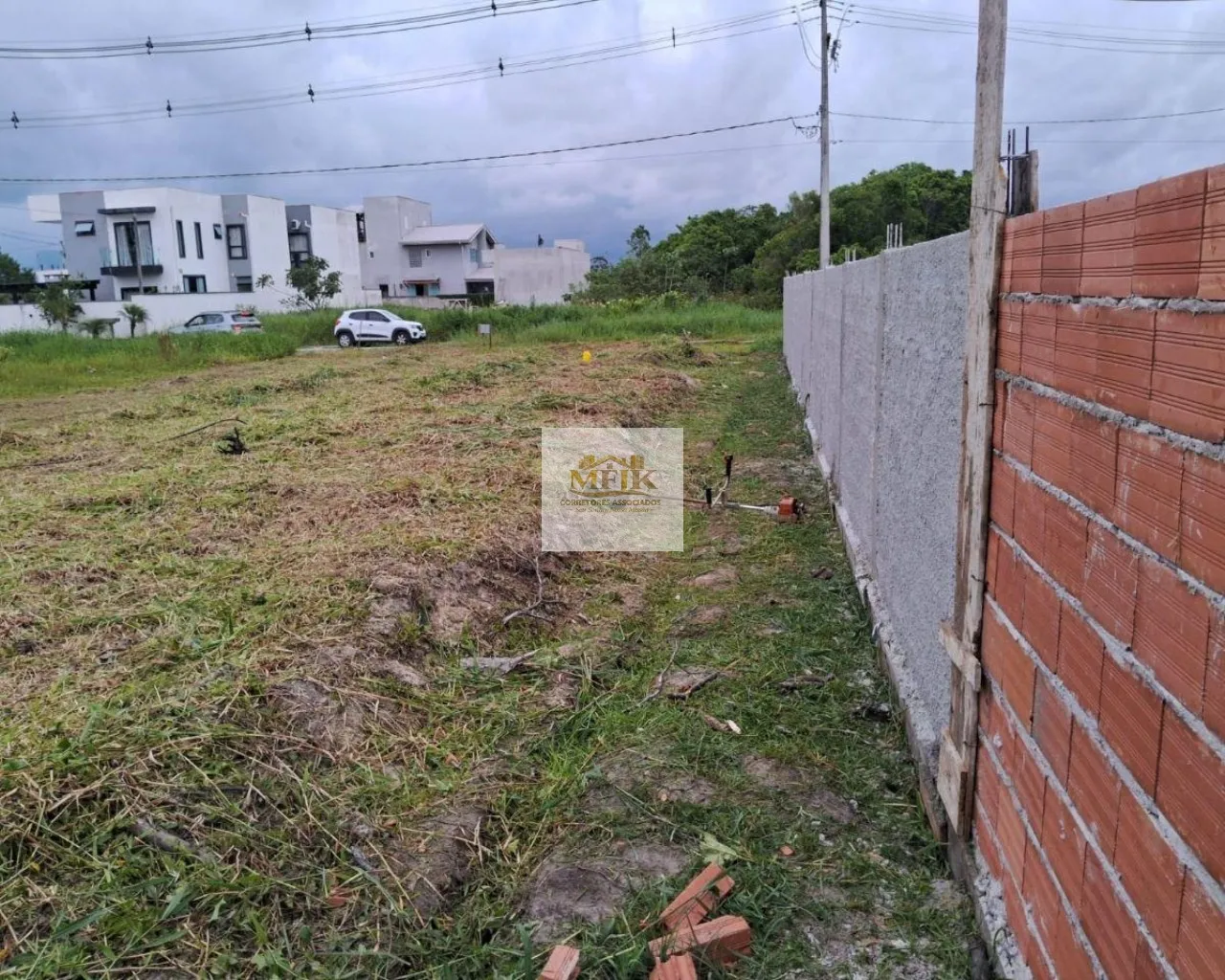 Imagem Terreno de 450 m² à venda em Atami Sul