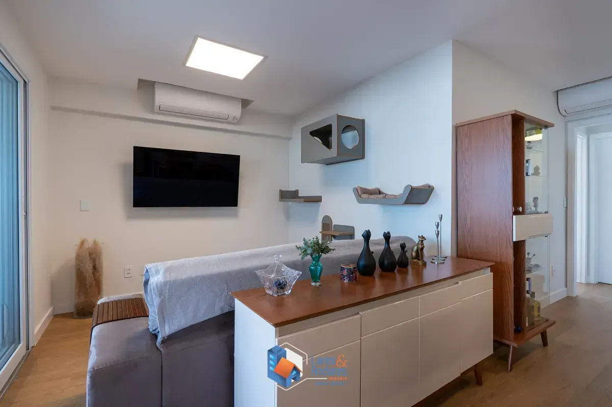 Imagem Apartamento para venda em Água Branca com 2 quartos, sendo 2 suítes, 169m²