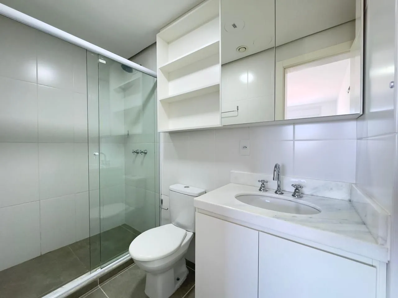 Imagem Apartamento à venda em Porto Alegre, Vila Ipiranga, com 2 quartos, 68m2