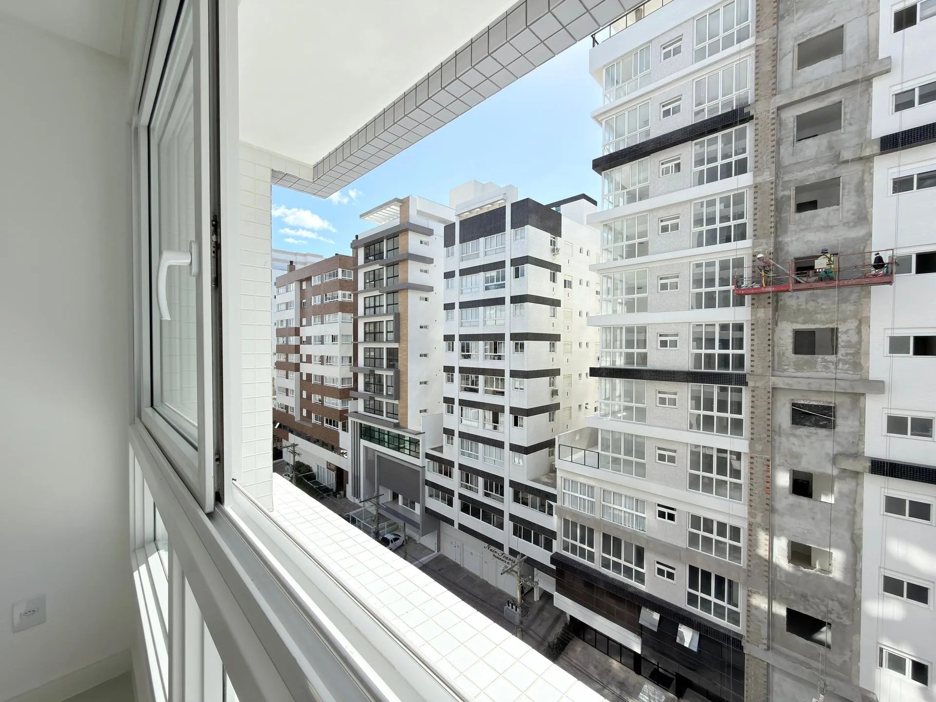 Imagem Apartamento à venda em Capão da Canoa, Zona Nova, com 1 quarto, 52,2m2
