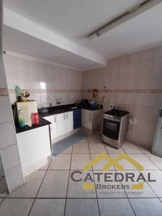 Imagem Sobrado a Venda na Agapeama em Jundiaí/SP - 3 quartos e 3 vagas