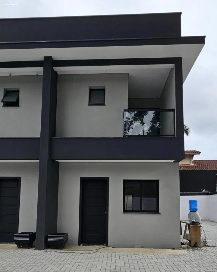 Imagem Sobrado em Condomínio para Venda em São Sebastião, Boiçucanga, 2 dormitórios, 2 suítes, 3 banheiros, 2 vagas