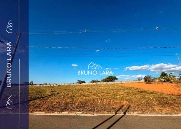 Foto do imóvel Lote á venda - Condomínio Gran Royalle