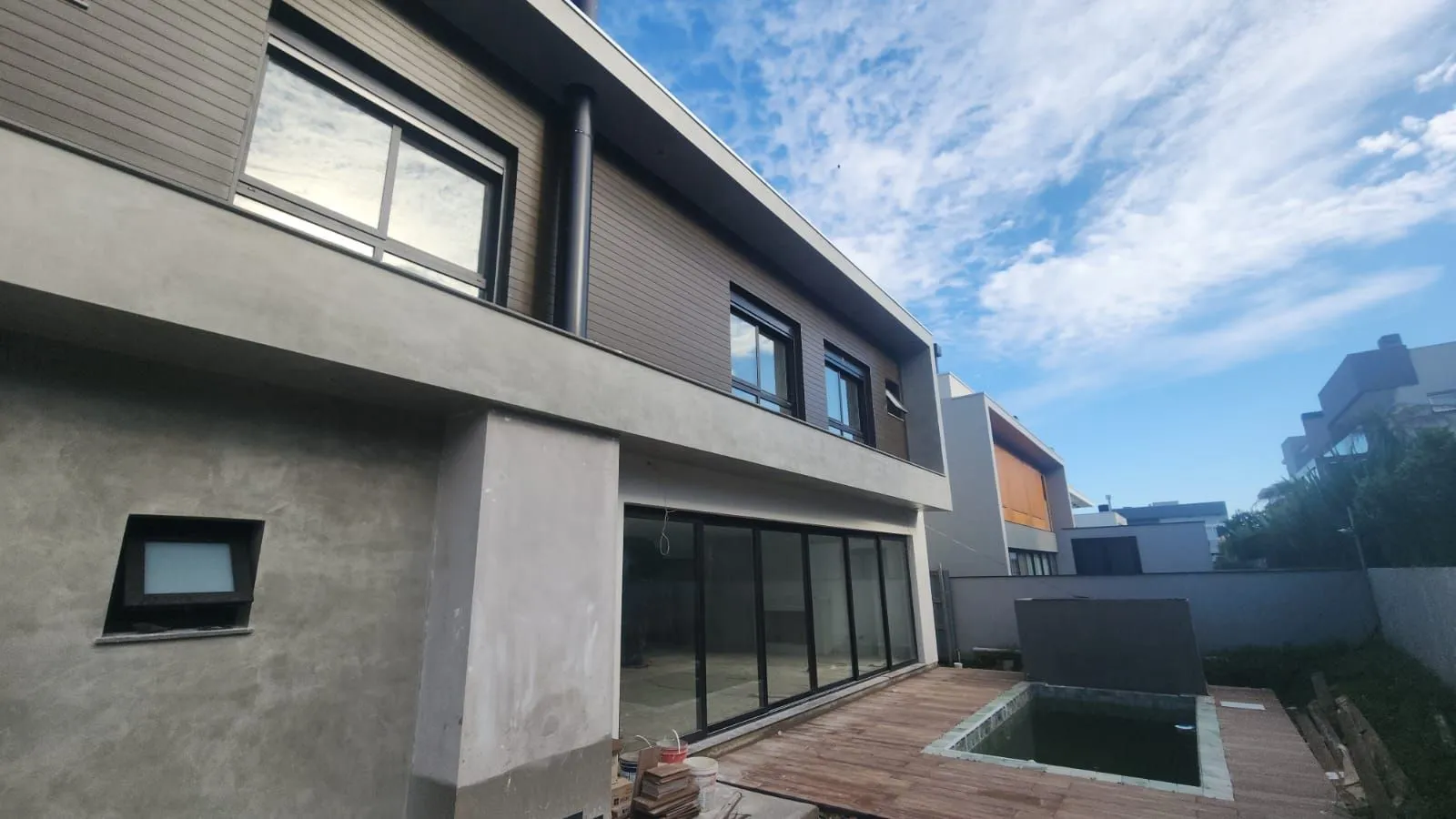 Imagem Casa de condomínio à venda em Caxias do Sul, Santa Catarina, com 4 quartos, 355m2