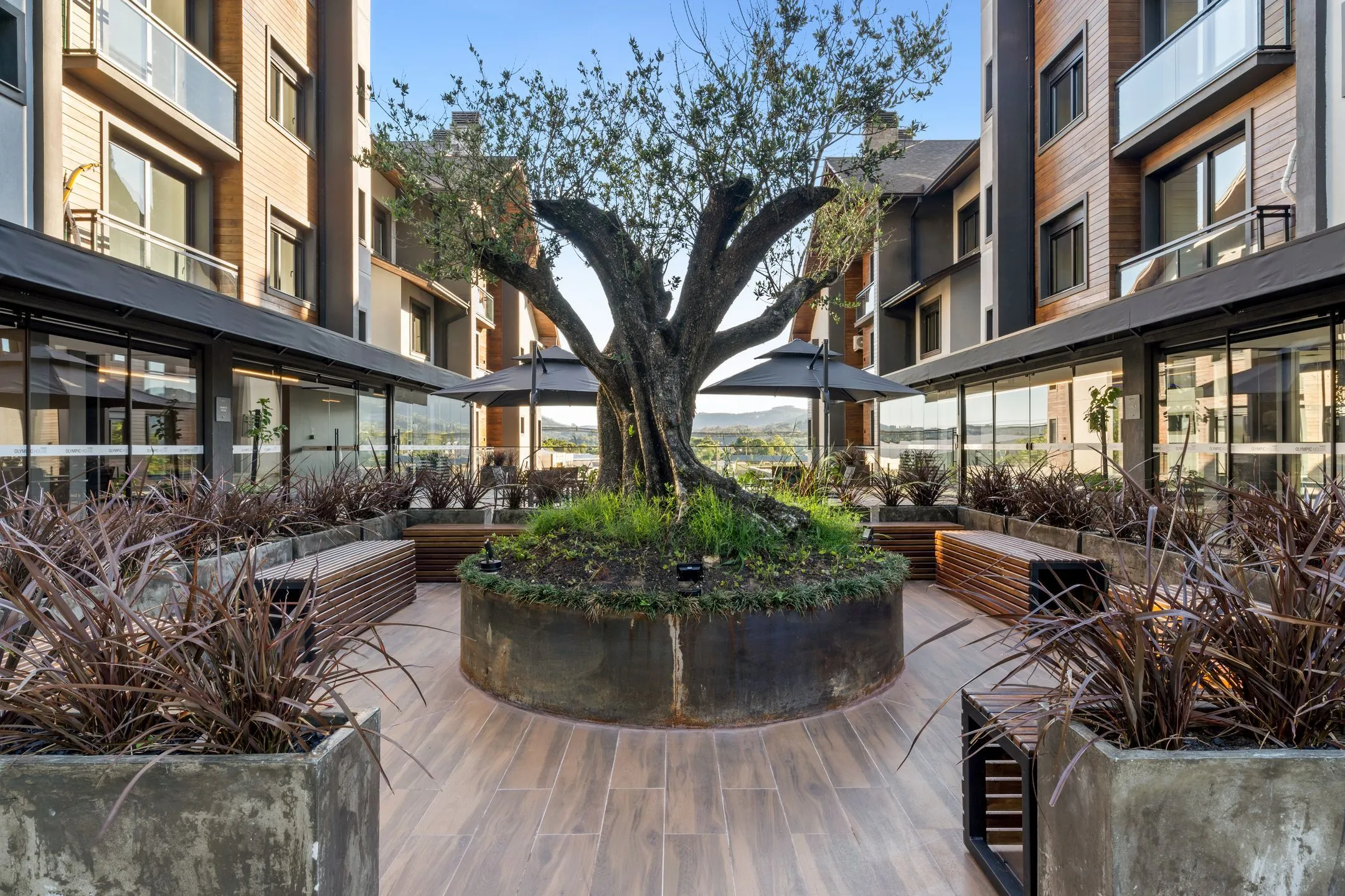 Imagem Apartamento à venda em Gramado, Varzea Grande, com 2 quartos, 61.68m2