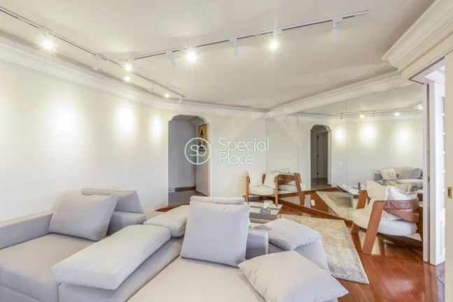 Imagem Excelente apto com 230m² em Moema Índios, 01 apartamento por andar com elevador privativo, amplo l...