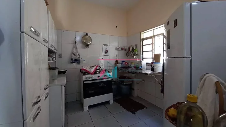 Imagem Casa com 3 dormitórios à venda - Vila Carmem - Cachoeira Paulista/SP