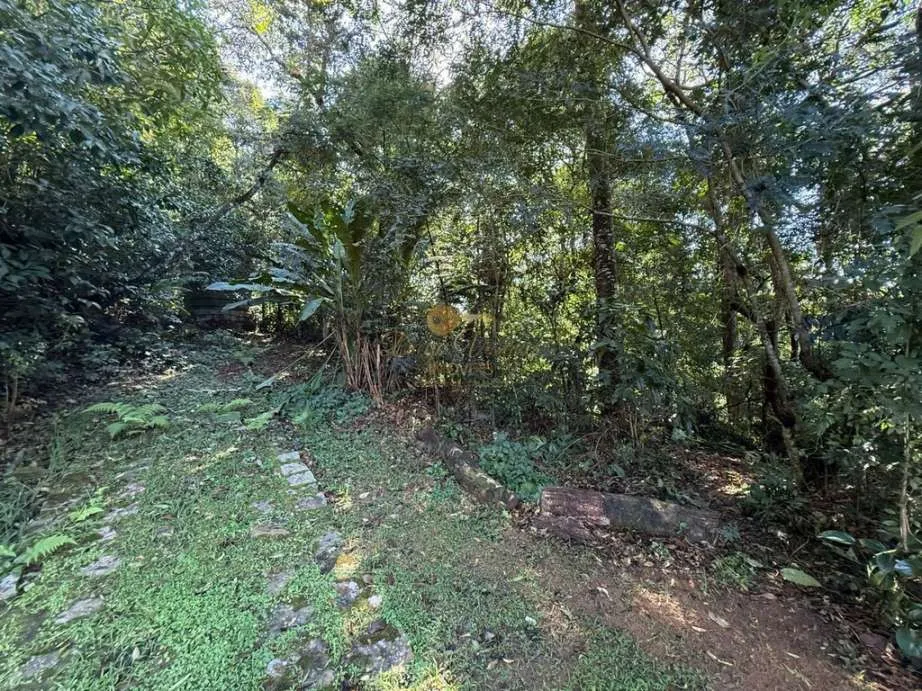 Imagem Terreno em Condomínio para Venda em Guapimirim / RJ no bairro Limoeiro