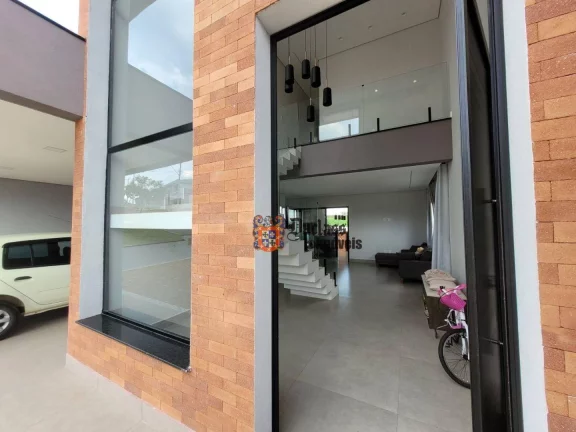 Imagem Sobrado com 3 dormitórios à venda, 193 m² por R$ 1.650.000,00 - Portal San Giovanni - Itatiba/SP