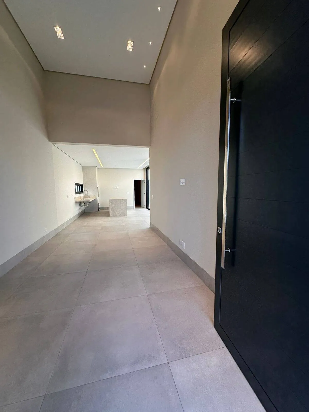 Imagem Casa três suítes Condomínio Belvedere 2