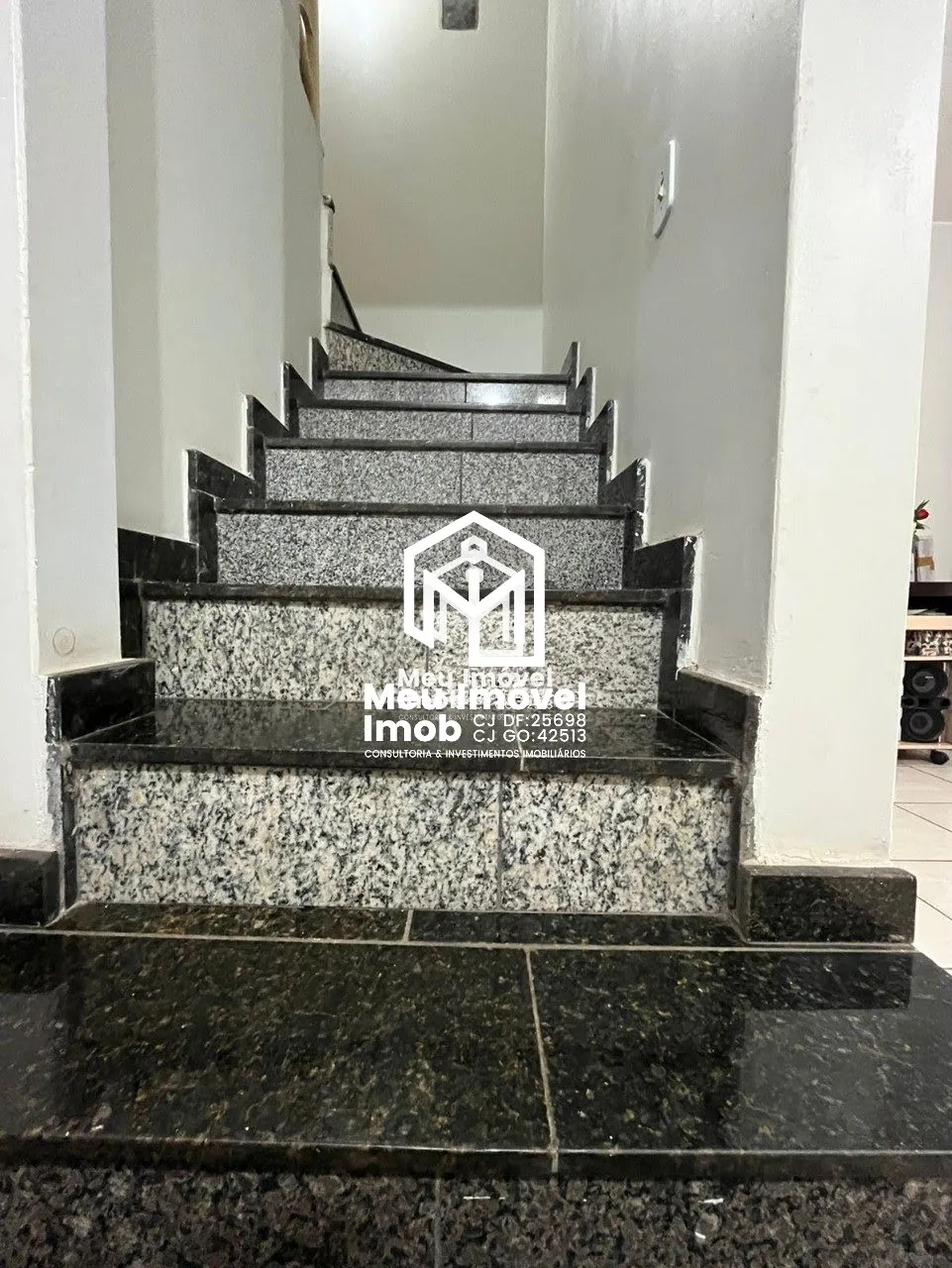 Imagem Casa 5 Quartos 3 Suítes 3 Vagas 120 m² Brasília/DF