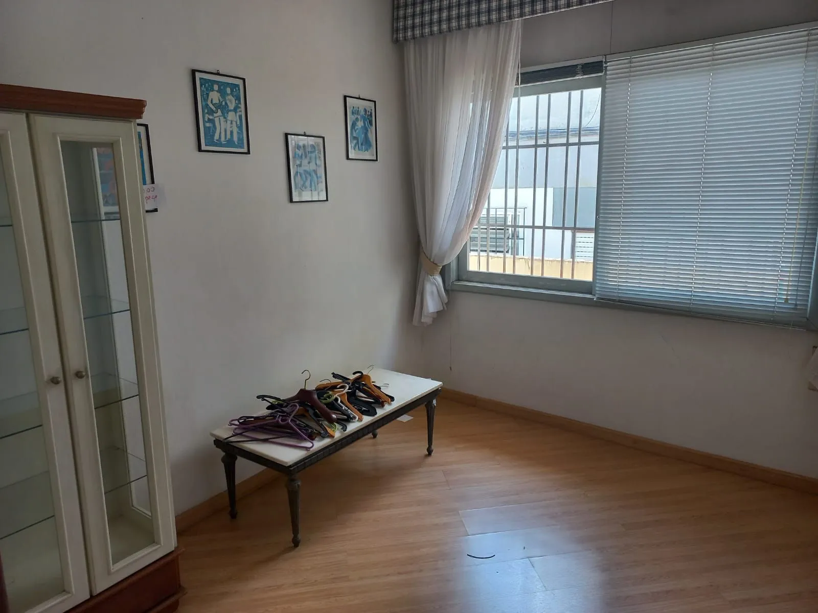 Imagem Casa Completa com Piscina, Escritório e 6 Dormitórios