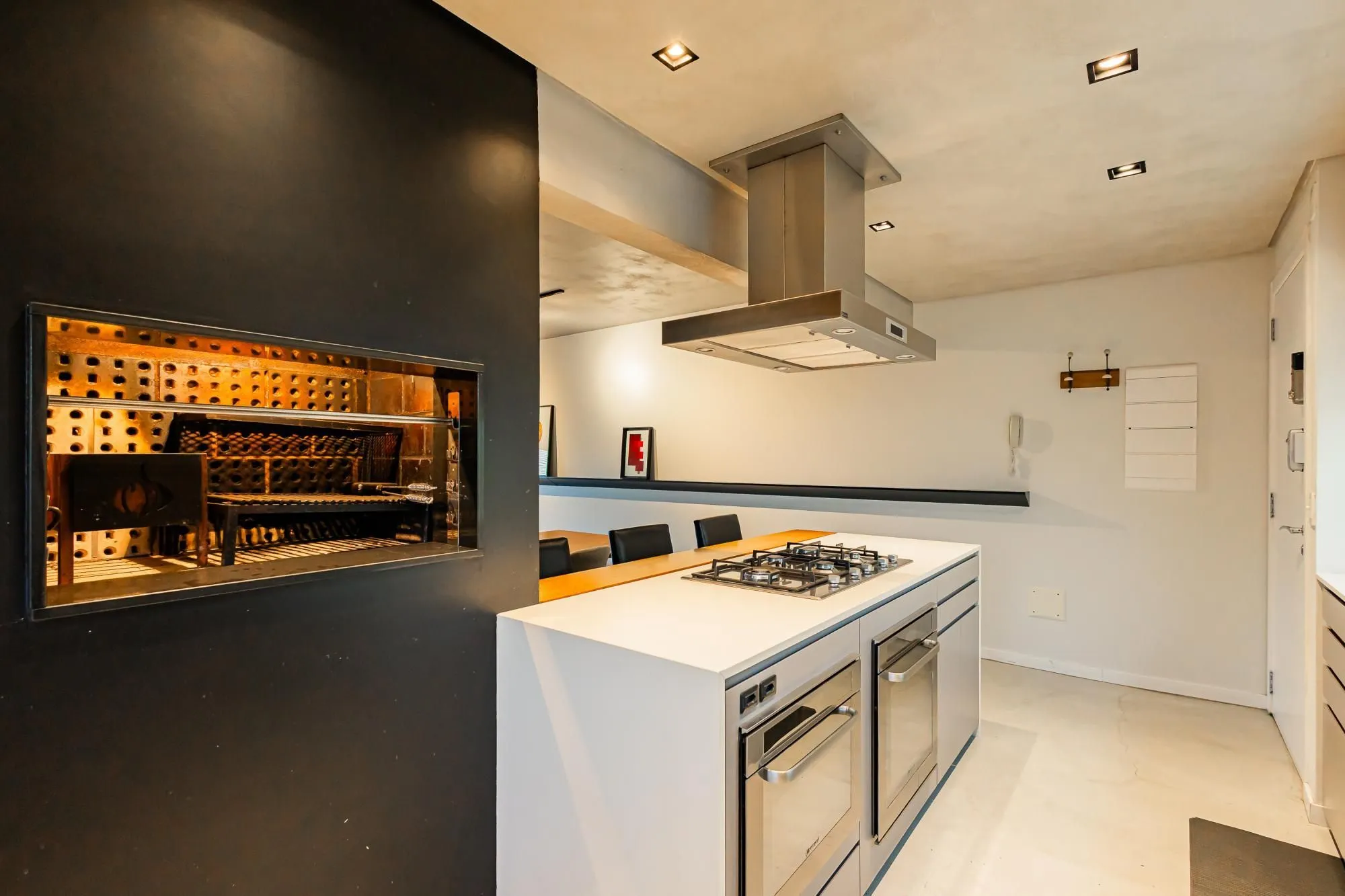 Imagem Espetacular apartamento finamente decorado e mobiliado por arquiteto renomado com 3 vagas próx. Rua Nova Iorque