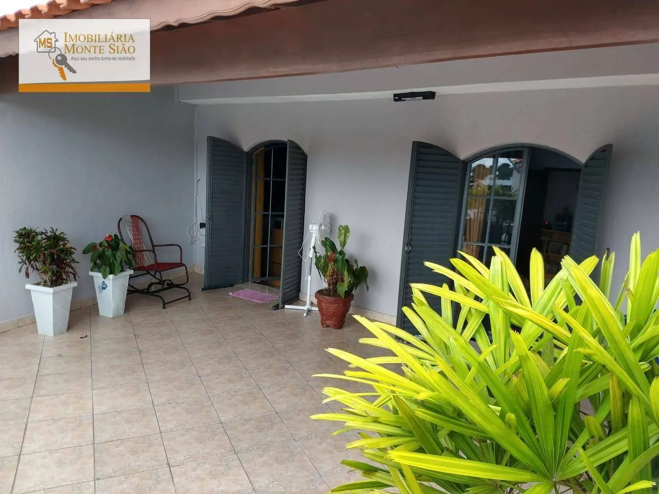 Imagem Sobrado com 3 dormitórios à venda, 260 m² por R$ 850.000,00 - Vila Bremen - Guarulhos/SP