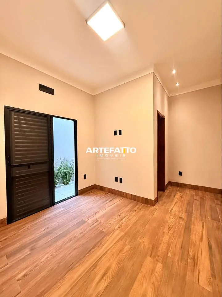 Imagem Casa com 3 dormitórios no bairro Parque Moema