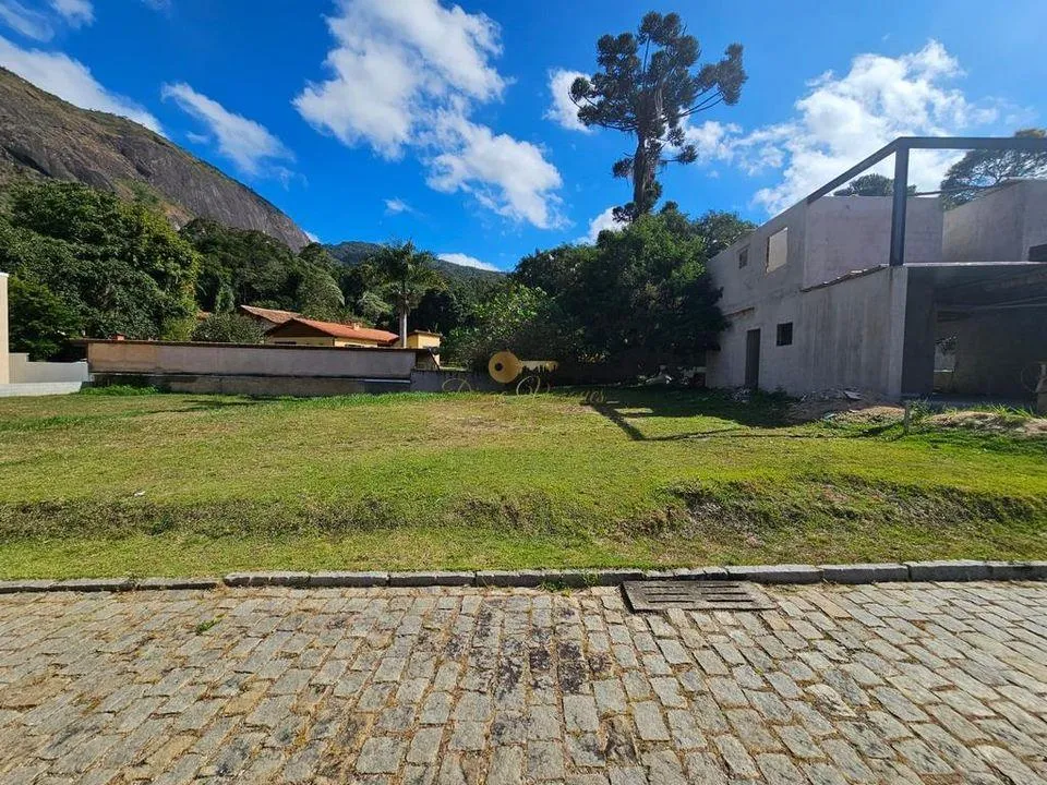 Imagem Terreno em Condomínio para Venda em Teresópolis / RJ no bairro Parque do Imbui