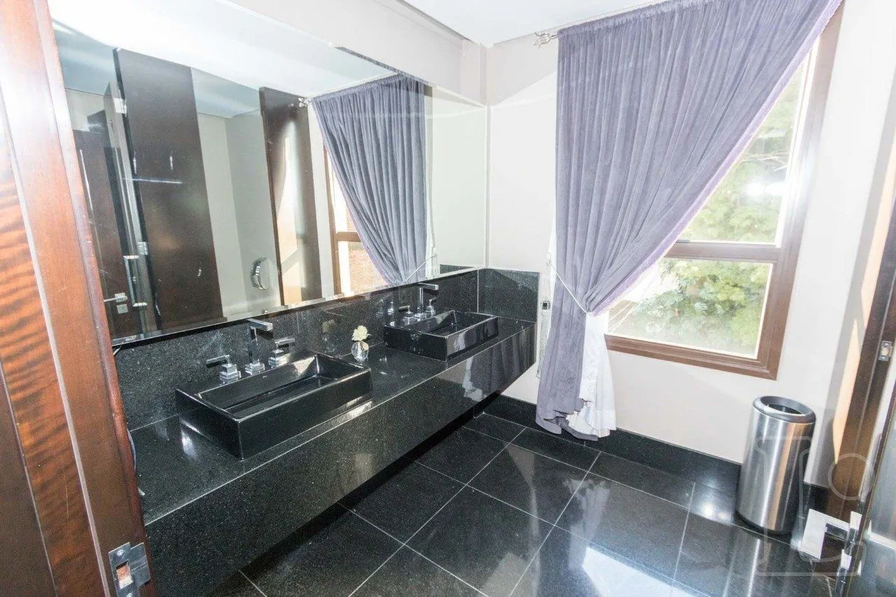 Imagem Predio para Venda - 793m², 0 dormitórios, 24 vagas - Tristeza