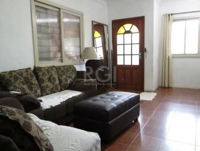 Imagem Casa para Venda - 80m², 3 dormitórios, sendo 1 suites, 2 vagas - Teresópolis