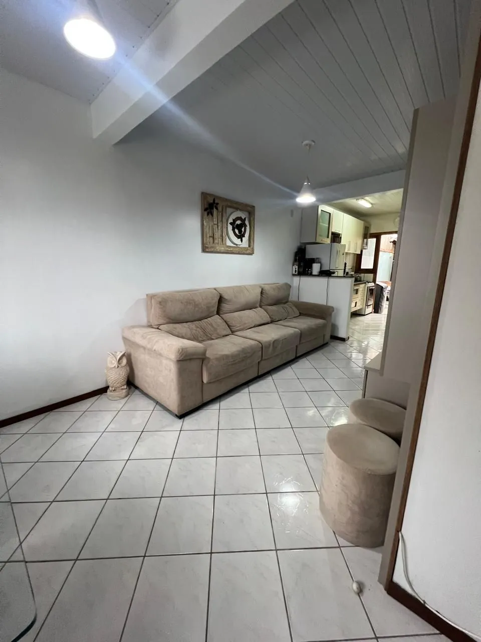 Imagem Impecável Casa Mobiliada com 3 Dormitórios localizada no loteamento Moradas do sul