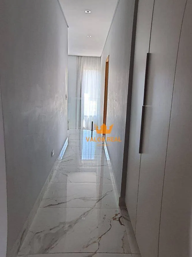 Imagem O aconchego do lar em um imóvel de alto padrão. Condomínio fechado Terras de Jundiaí, Sobrado 380 m2 R$ 2.250 mil