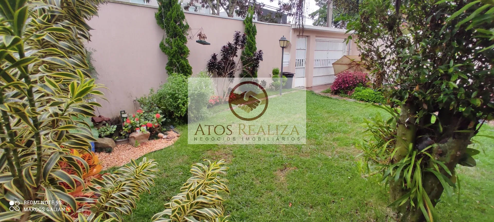 Imagem Casa Térrea em Jardim Santa Helena: 4 Dormitórios à Venda