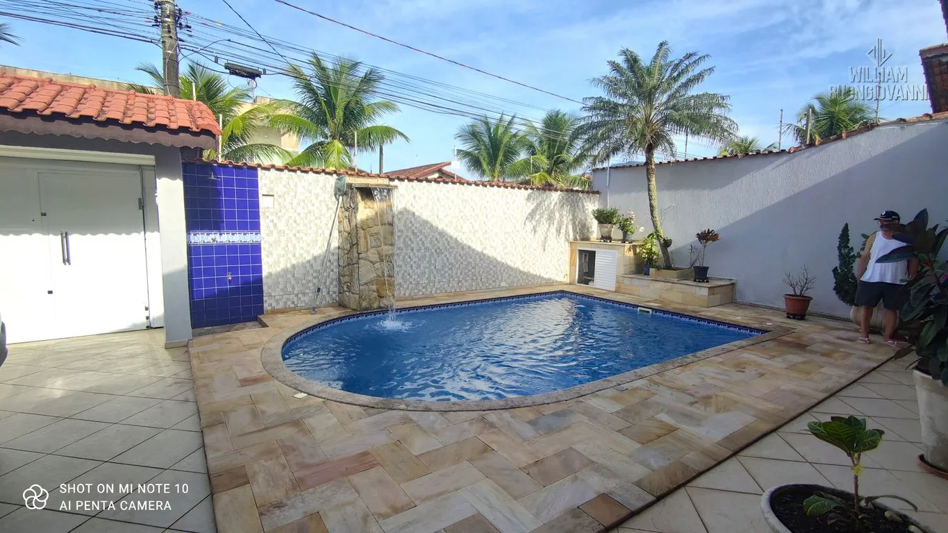 Foto do imóvel Casa Isolada à Venda em Flórida, Praia Grande - SP em Balneário Flórida, Praia Grande - SP