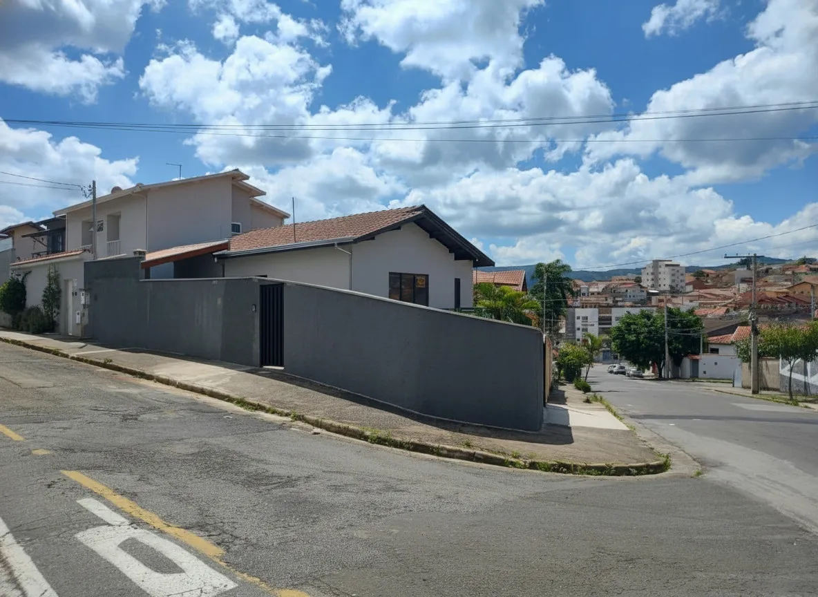Imagem Casa 3 quartos à venda em Jardim das Azaléias, Poços de Caldas