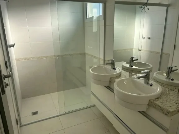 Imagem Imóvel de Luxo no Centro de Tatuí-SP: Apartamento com 3 suítes, 3 salas, 4 banheiros e 2 vagas de garagem!