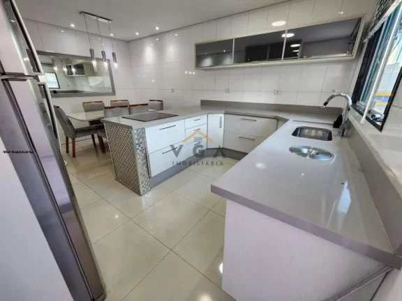 Imagem Sobrado para Venda em São Paulo, Vila Guilhermina, 3 dormitórios, 1 suíte, 3 banheiros, 3 vagas