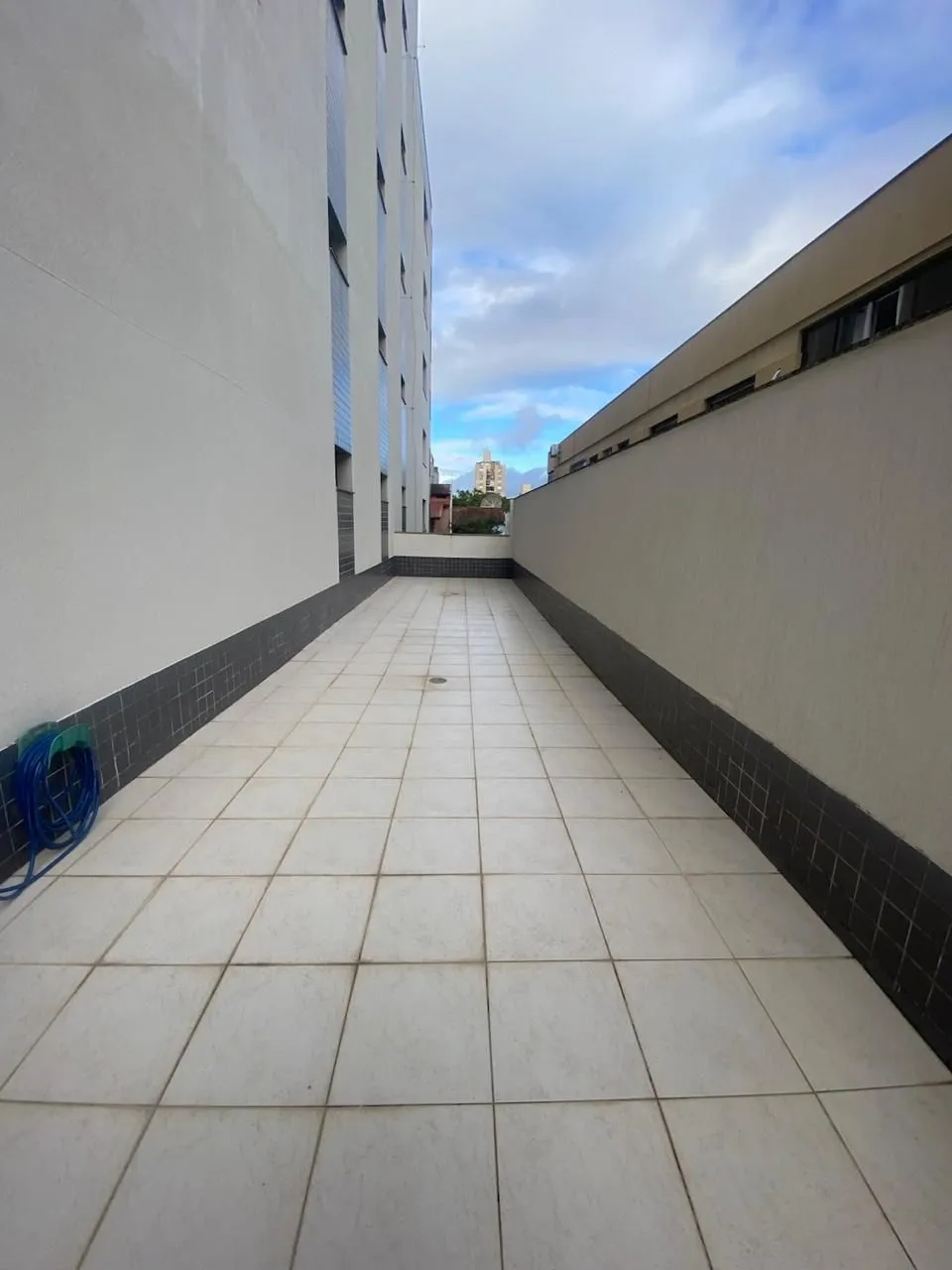 Imagem Apartamento Guardem com 2 dormitórios no bairro Jardim Botânico.