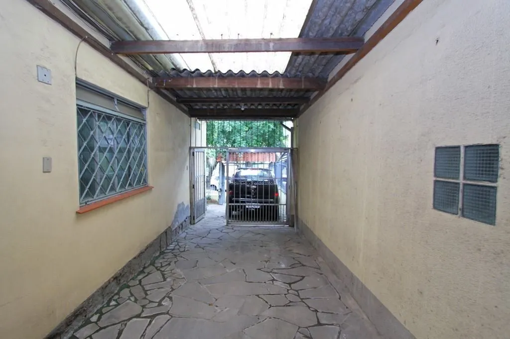 Imagem Terreno com Casa Para comprar com 3 dormitórios 111 m²