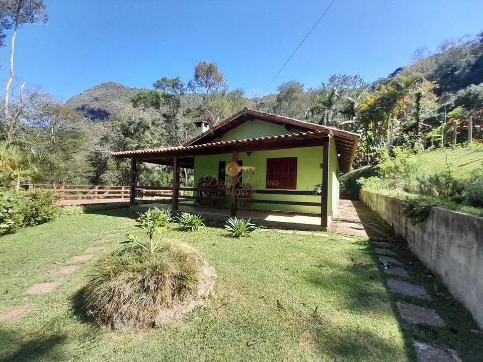 Imagem Casa para Venda em Teresópolis / RJ no bairro Santa Rita