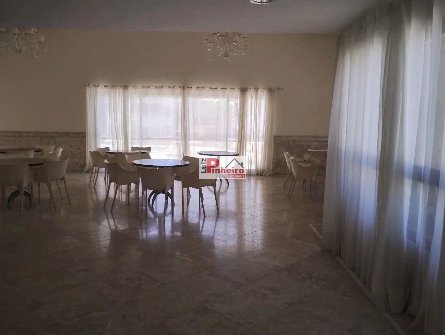 Imagem Apartamento na Graca com 4 Suites