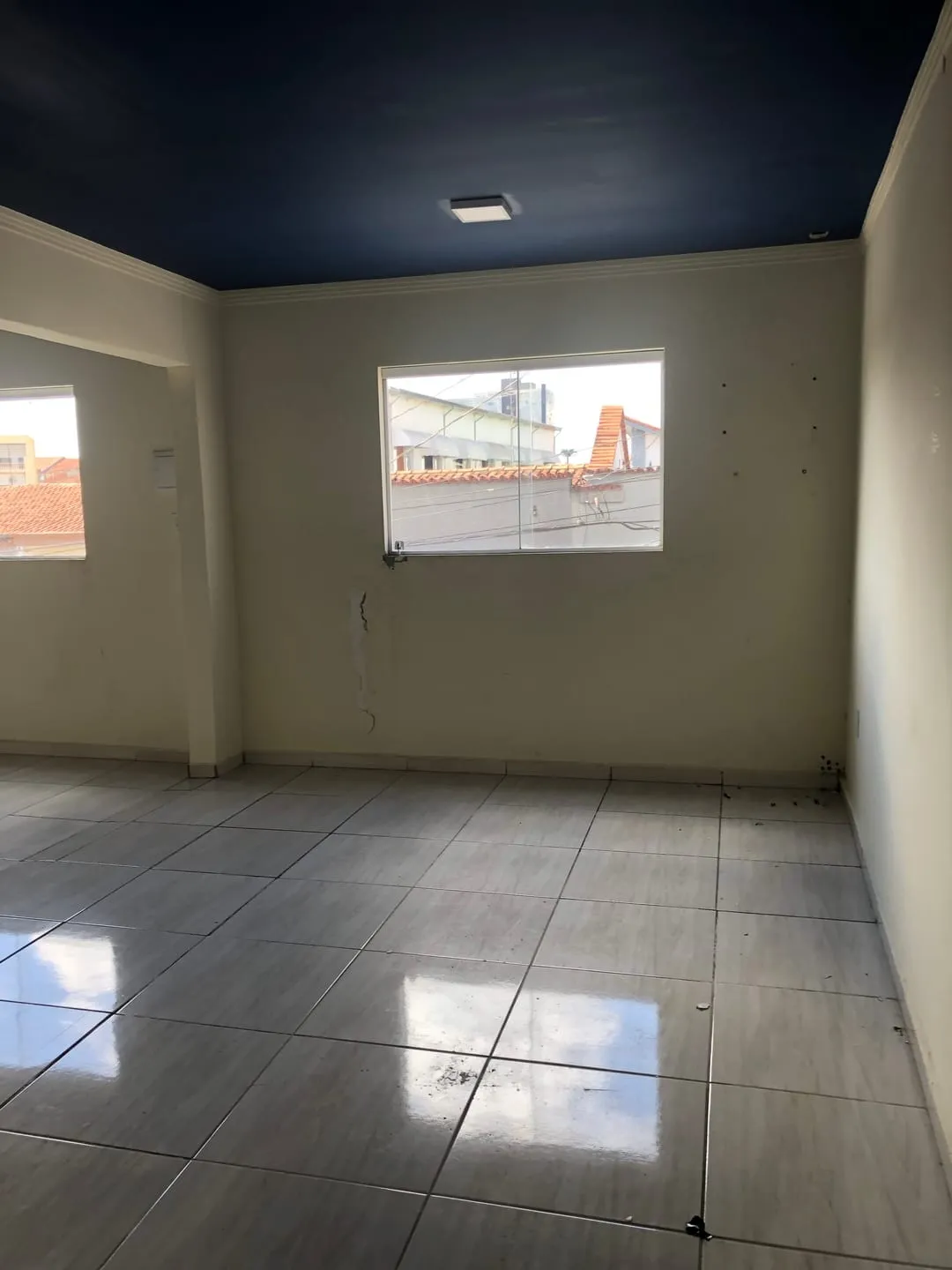 Imagem Comercial à venda e locação 300M², Centro, Pindamonhangaba - SP