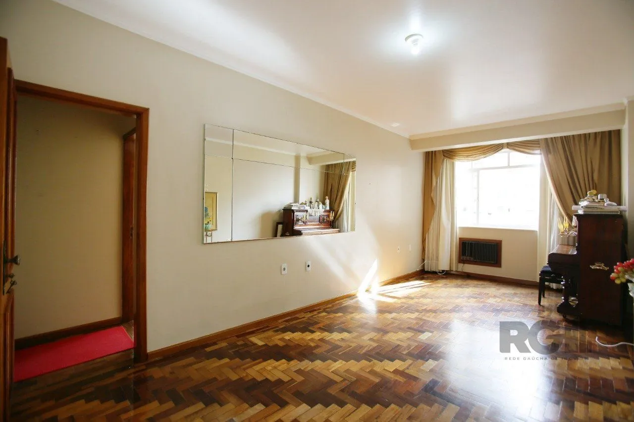 Imagem Apartamento 3 dormitórios à venda Centro Histórico Porto Alegre/RS