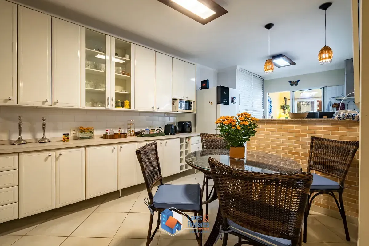 Imagem Casa de vila para venda em Barra Funda com 3 quartos, sendo 3 suítes, 198m²