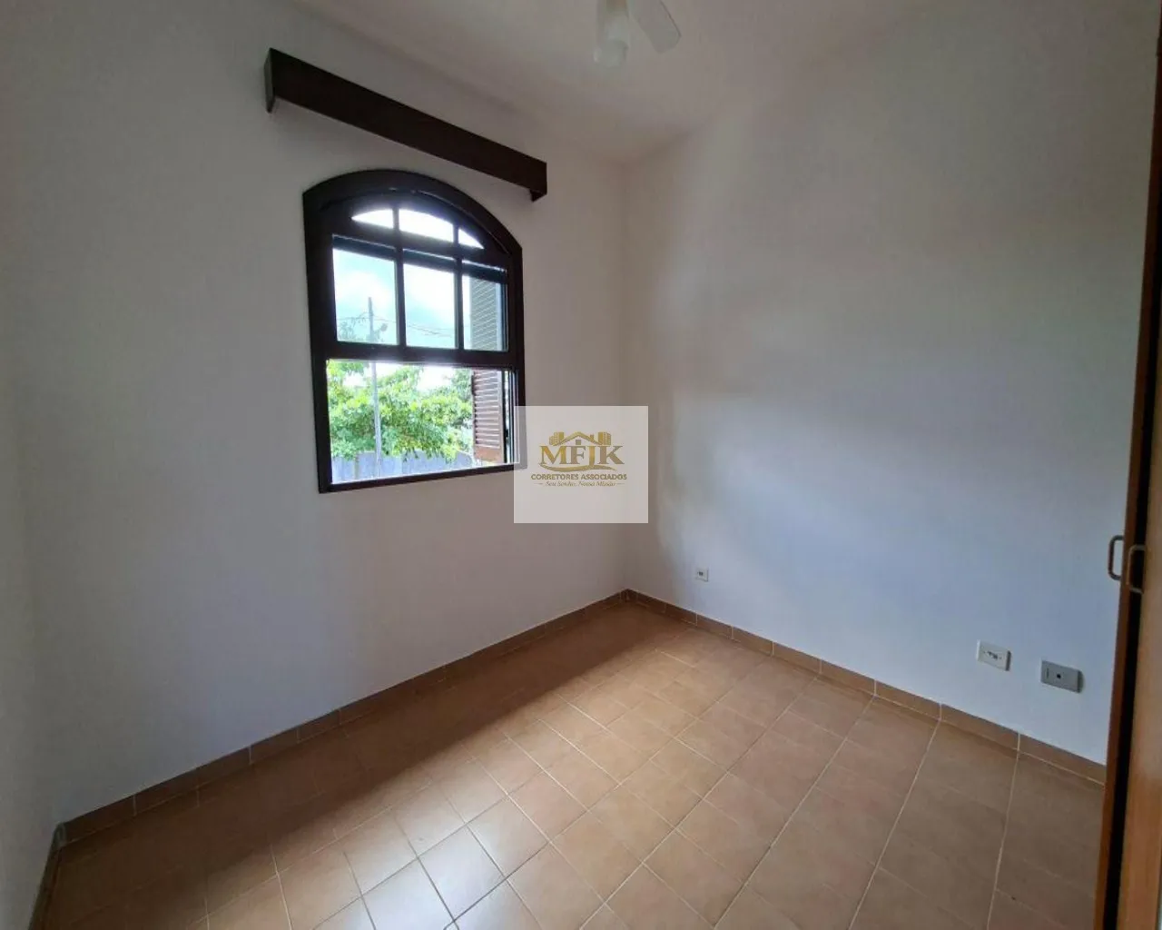 Imagem Imperdível: Casa à venda em Pontal do Paraná-PR, Atami Norte, 7 quartos, 1 suíte, 3 banheiros, 3 vagas, 148m². Confira!