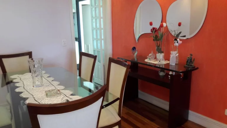 Imagem Apartamento na Moóca de três dorms, sendo uma suite três vaga com 105 mts.