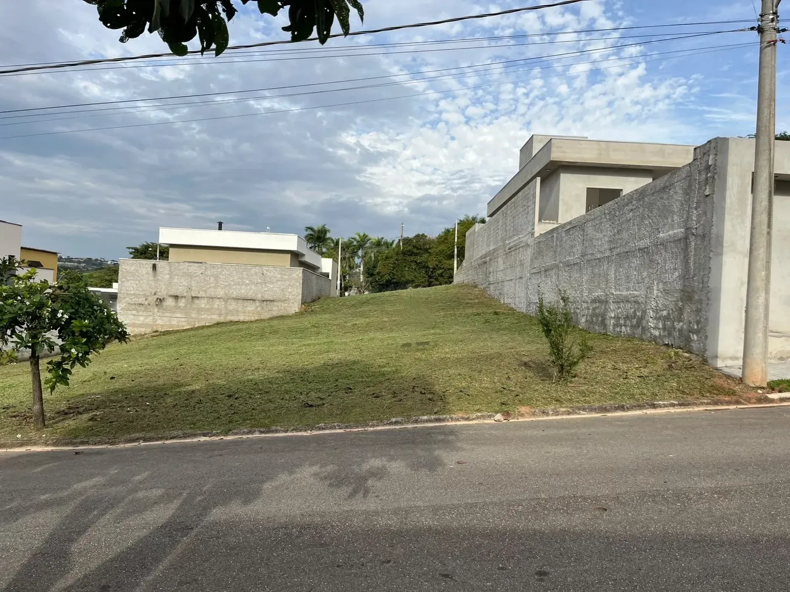 Imagem Terreno em Condomínio à Venda, 275 m² em Morada dos Nobres - Taubaté